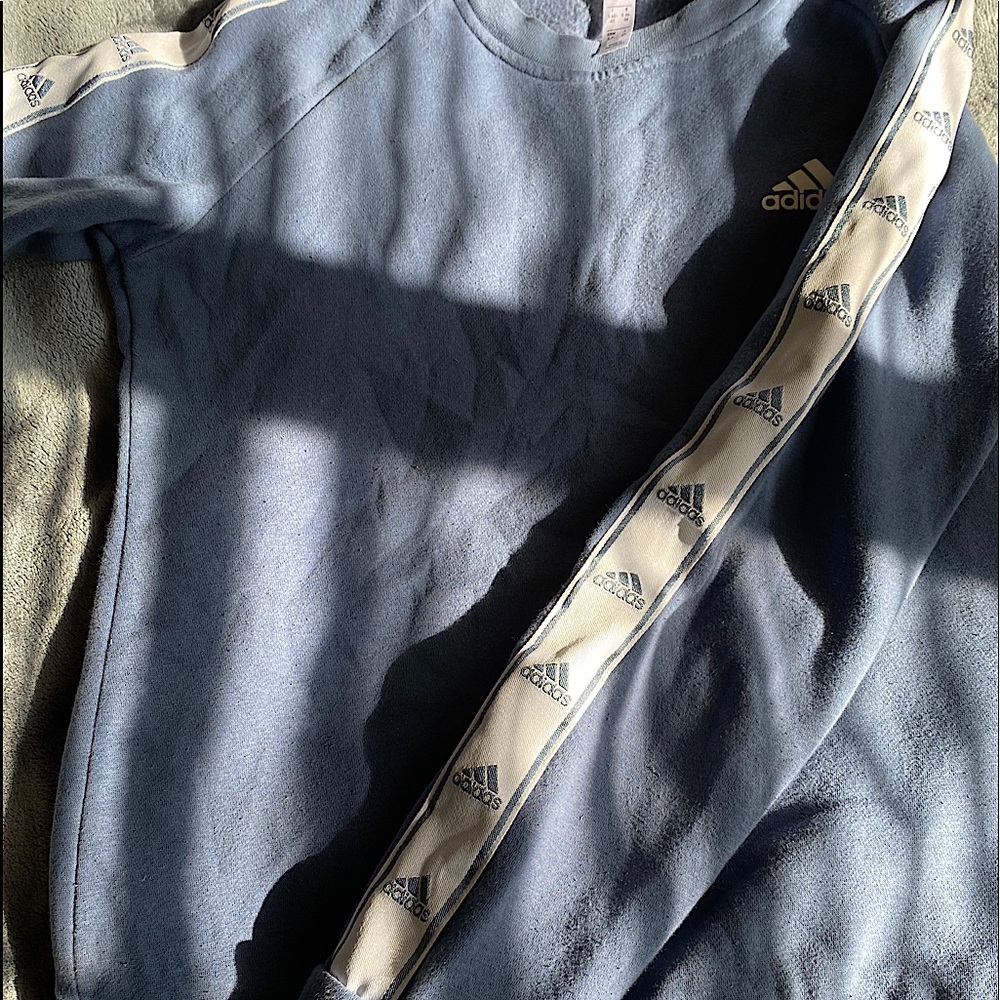Cloudy Blue Adidas sweatshirt size S